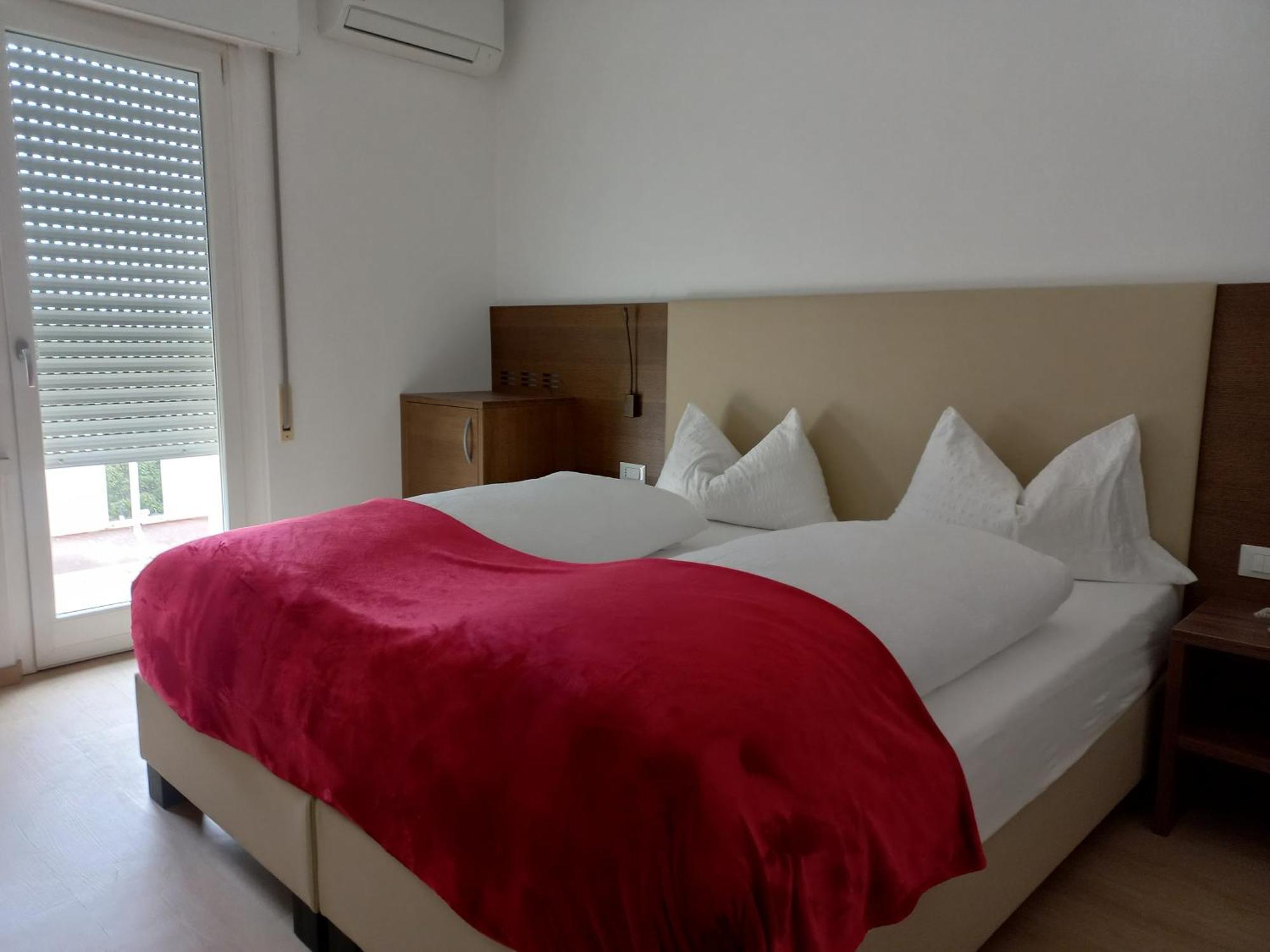 Hotel Lux Merano Room photo