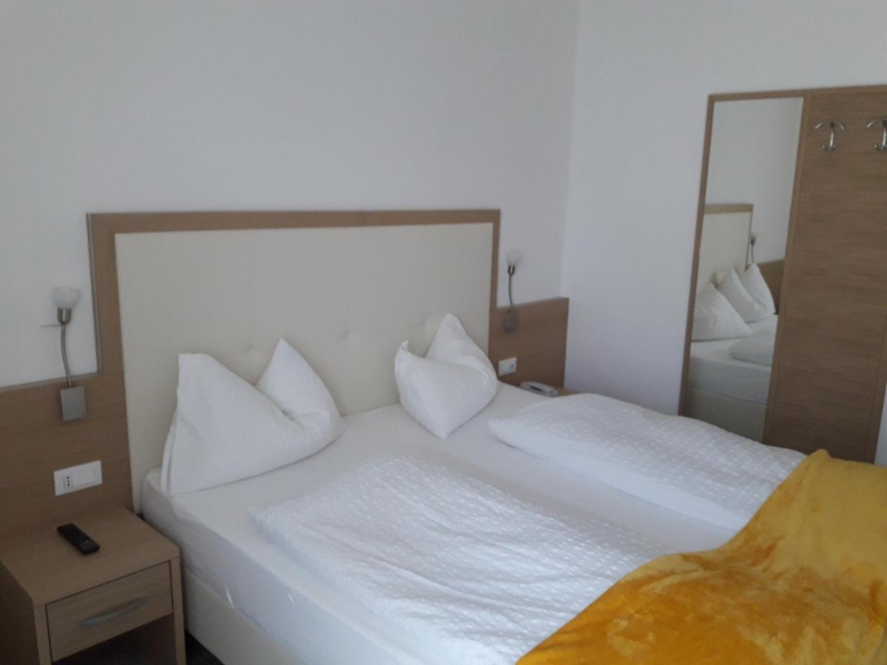 Hotel Lux Merano Exterior photo